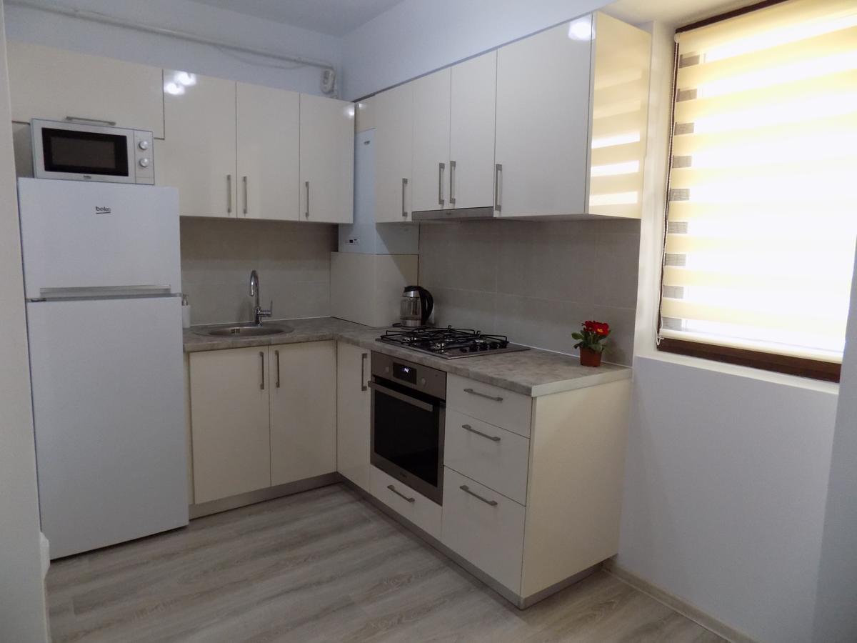 Rivera Apartments-Palasmall Iasi Buitenkant foto
